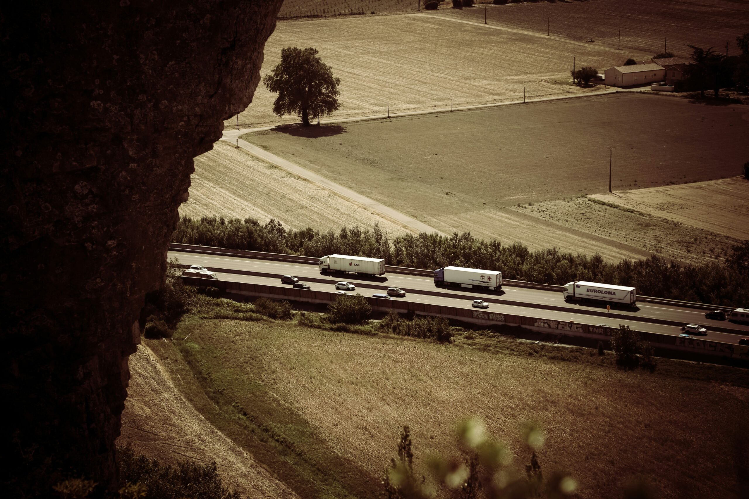 Managing Compliance and Safety in Truck Driver Recruitment